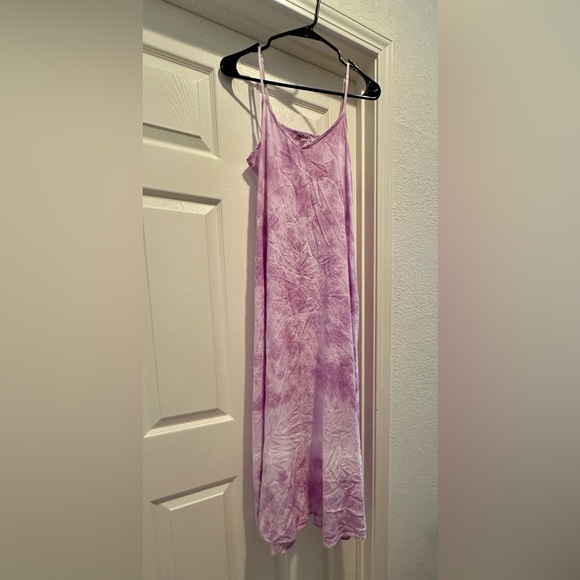 Day Break Dresses & Skirts - Daybreak, size M, lavender tie dye maxi dress with pockets